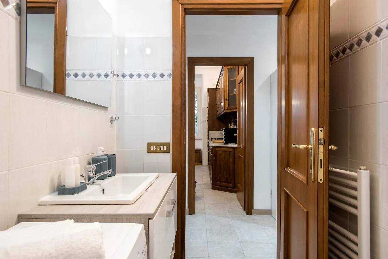 Apartment Exclusive Suite A Pochi Passi Dal Centro Rome